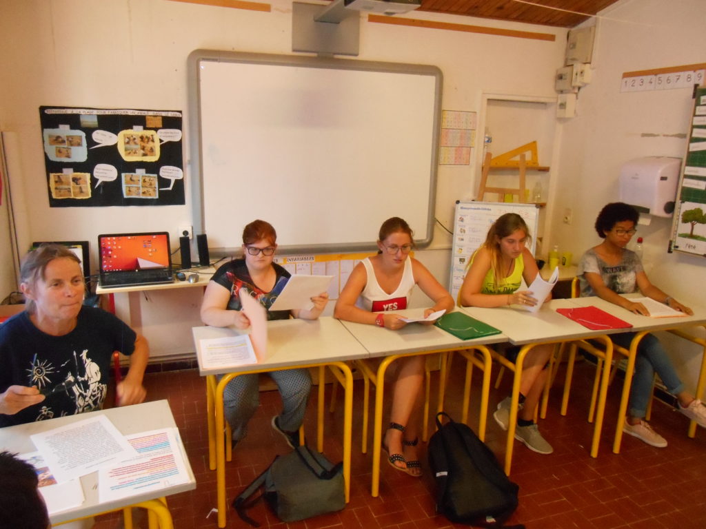 Lecture Photo1 • Ime La Pépinière Sessad Les Iris